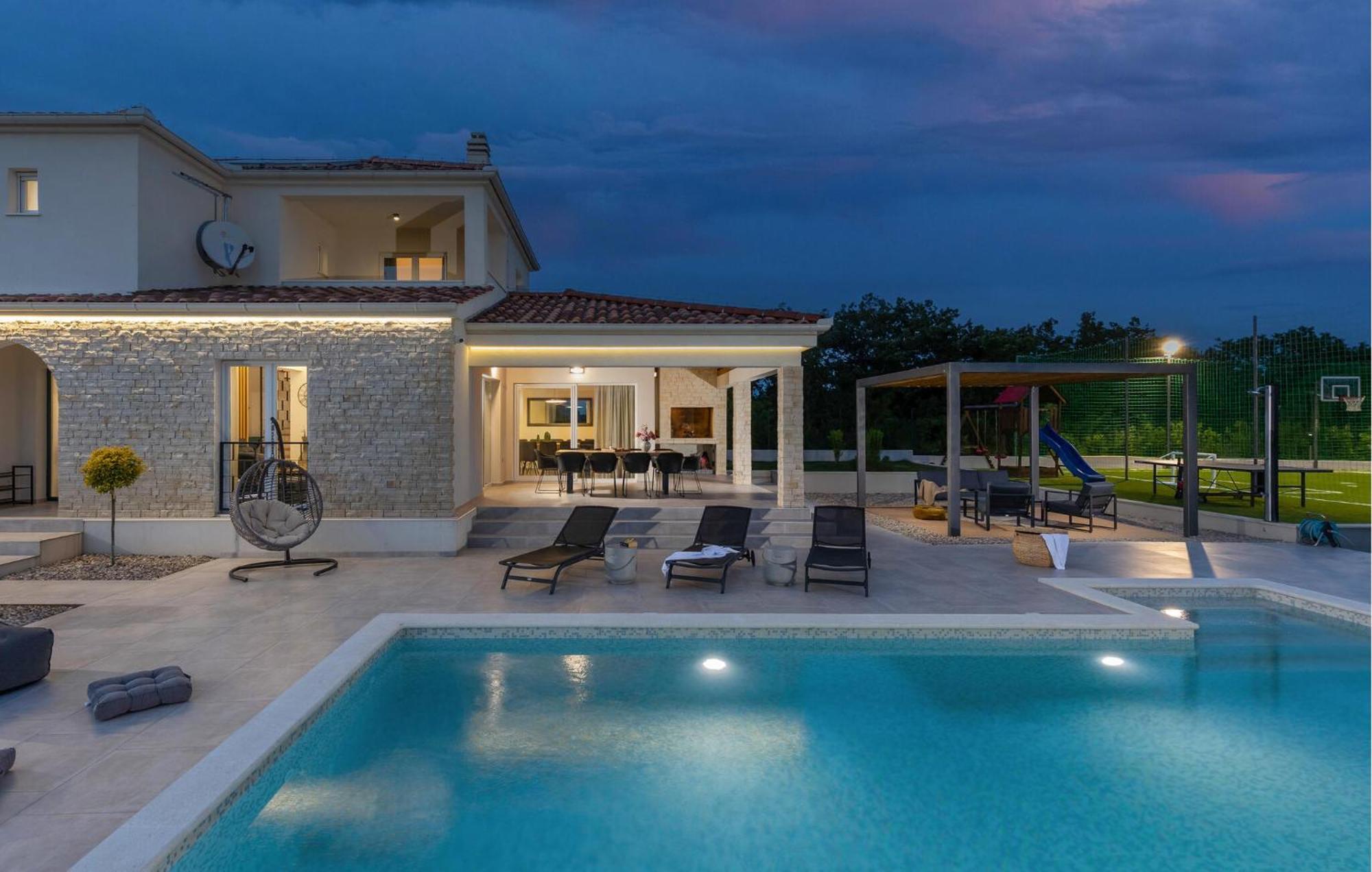 Villa Lumi Murvica  외부 사진